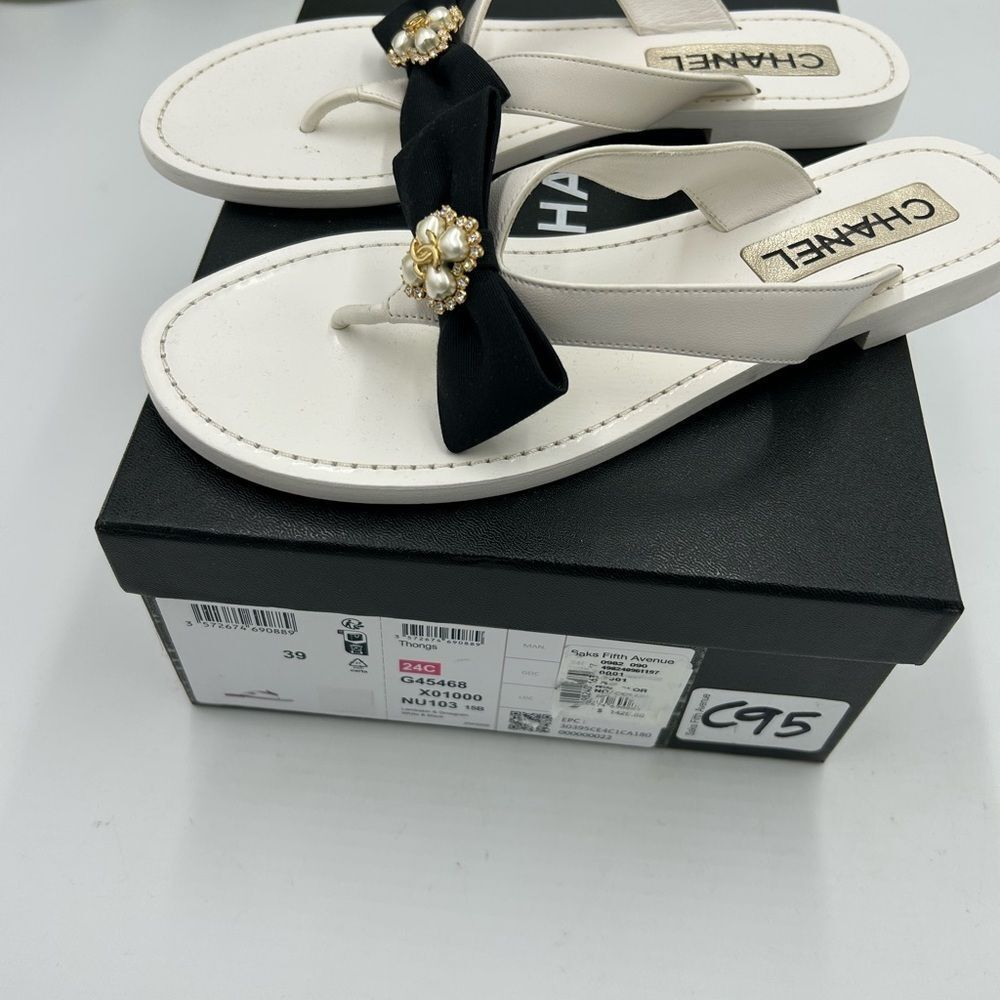 Women’s Chanel bow thong leather sandal size 39 made in Italy - Picture 5 of 11